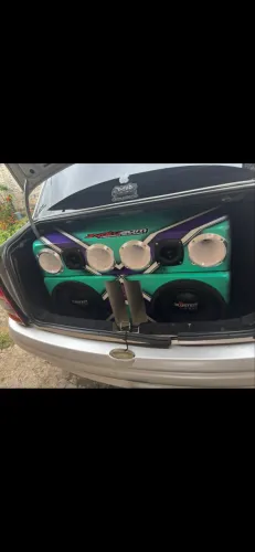 Som automotivo