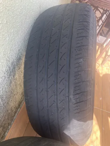 Pneus aro 16 - 265/70/16