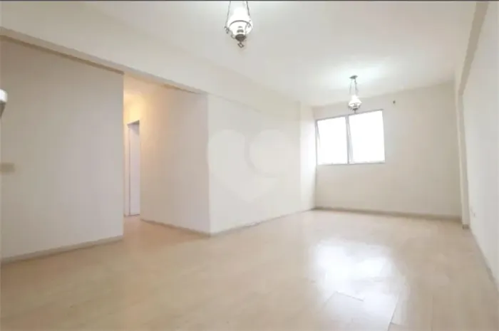 Apartamento para alugar com 3 quartos no condomínio Novo Mundo, São Paulo - SP