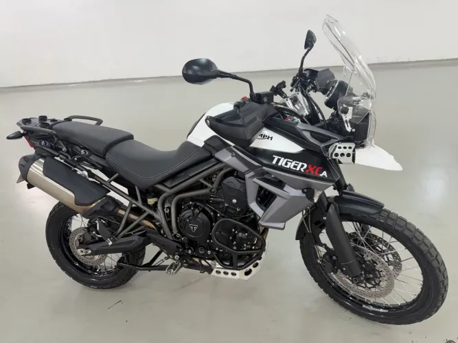 Tiger 800 xca 17 mil km duvido outra igual