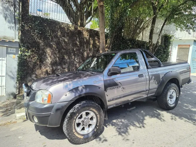 Nissan Frontier XE CS 4X2 2.8 TB Interc. Dies. 2004