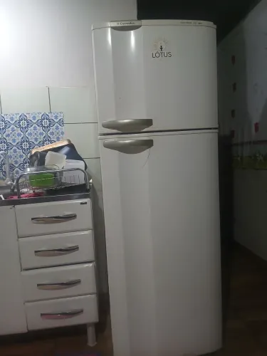 ? GELADEIRA ELECTROLUX SUPER FREEZER DC41 À VENDA