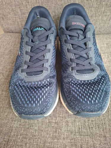 Tênis skechers pra corrida 36