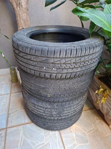 PNEUS 185/60 RODA 15 GOODYEAR
