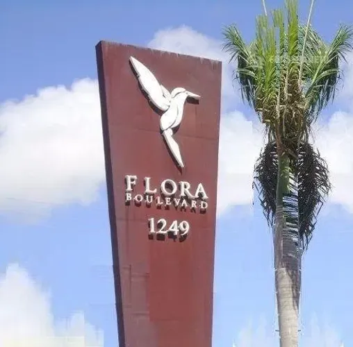 Condomínio Flora Boulevard  Terreno à venda
