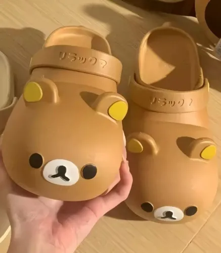 Sandália tipo crocs Rilakkuma urso marrom 36/37