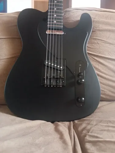 Guitarra Telecaster 