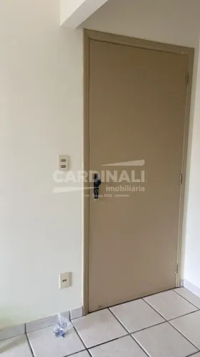 Apartamento com excelente localização no centro ao lado de banco e supermercados!