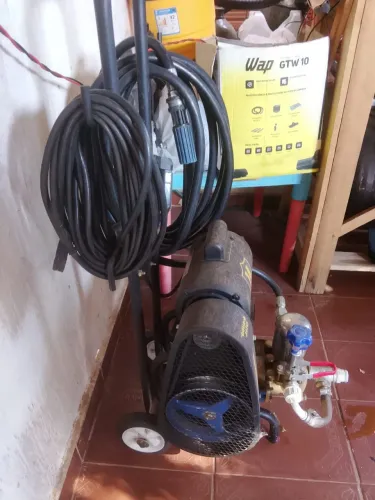 Compressor e Lavadora de Alta Pressão