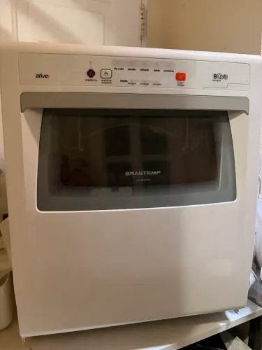 Lava-louças Brastemp 8 serviços seminova