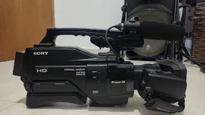 FILMADORA SONY - MC 2000 