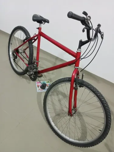 Bicicleta aro 26 inteira!!