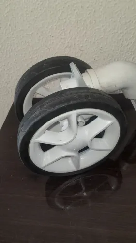Rodas carrinho de bebe kinny