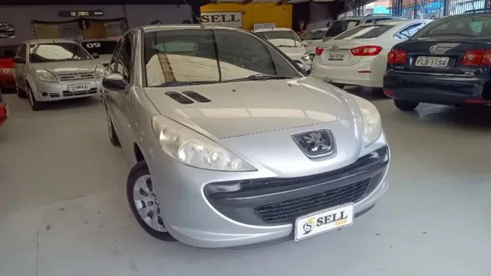 Peugeot 207 XR 1.4 Flex 8V 3P 2009