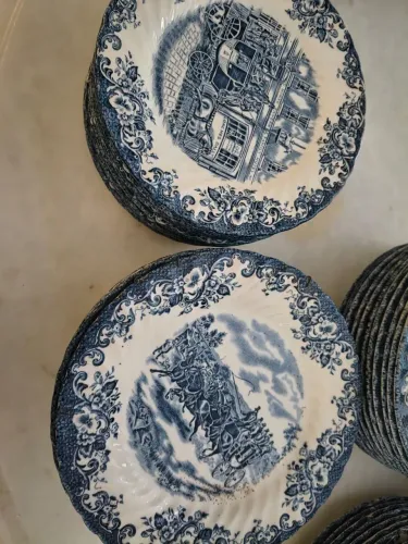 Pratos rasos em porcelana inglesa johnsons bros coaches