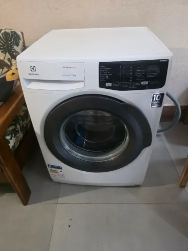 Máquina de lavar Electrolux 11kg