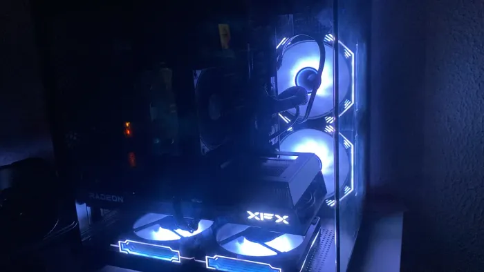 PLACA DE VIDEO 9060xt 16gb xfx
