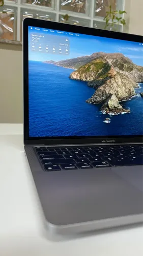 MacBook Pro 13" | Apple M1 | 512GB SSD | 8GB RAM | Touch Bar | Impecável