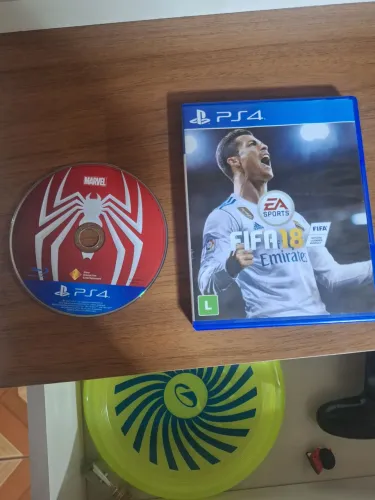 Vendo spider man ps4 (versão japonesa) e fifa 18 ps4