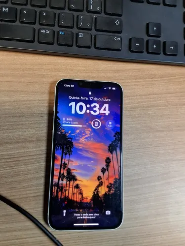 Iphone 13 com caixa e capinhas 