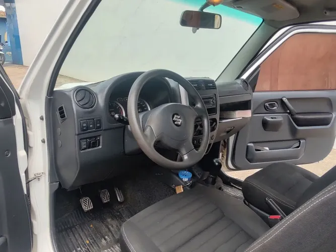 Suzuki Jimny 4sun 1.3 16V 2015