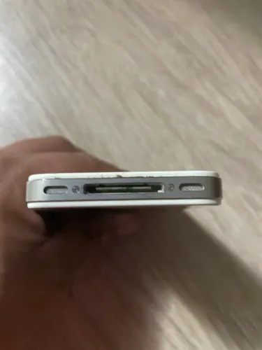 iPhone 4s