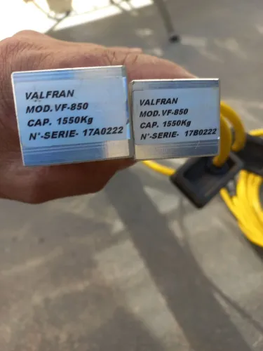 Barra de balança valfran mod VF 850 capacidade de 1550 kg n de série 17B022 série 17A022