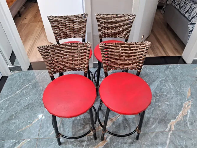 Banquetas pequenas