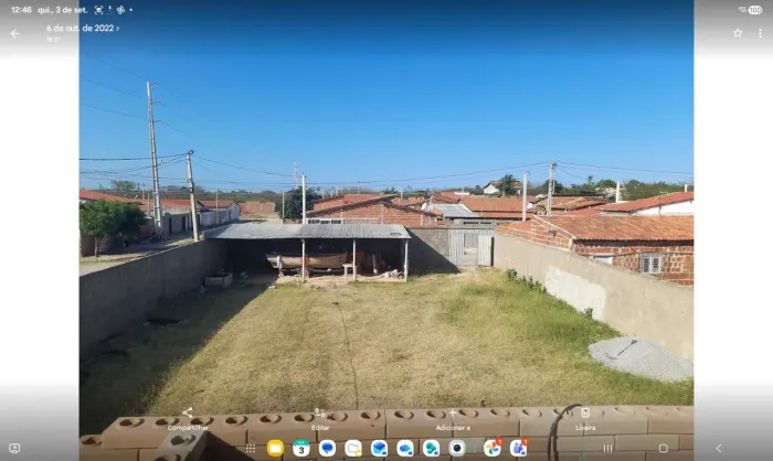 VENDO Terreno com 2 Kitnets - Tijolo Ecologico