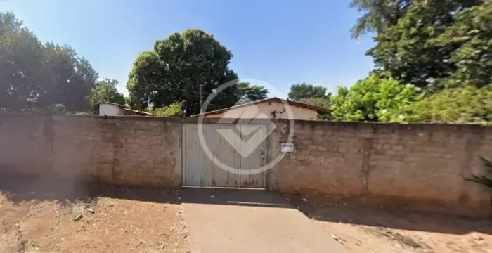 Terreno à venda no Jardim Flamboyant em Senador Canedo Ideal para construção ou galpão co