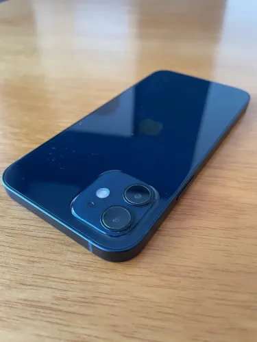 iPhone 12 64GB muito novo