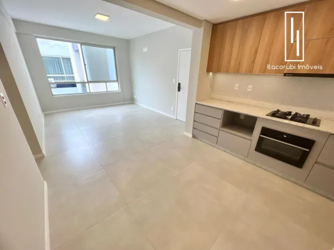 Agronômica - Apartamento 3 dormitórios/ 2 suítes