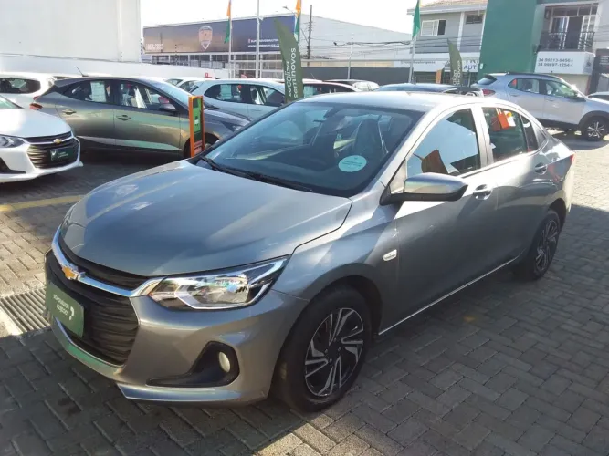 Chevrolet Onix Plus LT 1.0 12V TB Flex Mec. 4P 2025