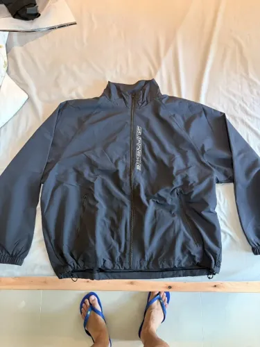 Jaqueta Supreme Contrast Zip Track Preta SS25 G Nova