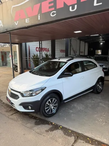 Chevrolet Onix Activ 1.4 8V Flex Mec. 4P 2018