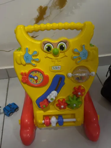 Andador de marca Tateti