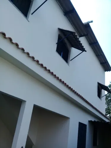 Casa duplex próxima ao centro de Seropédica