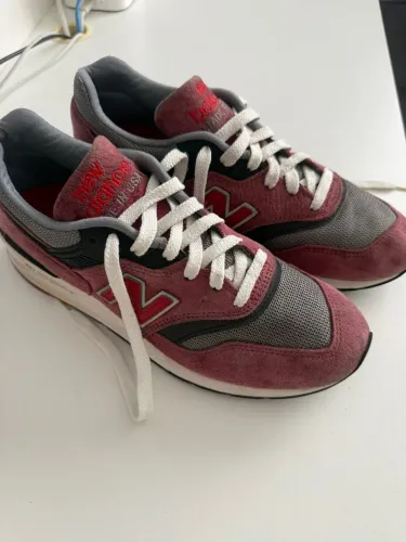 Tênis New Balance 997 Made In USA Bordô 