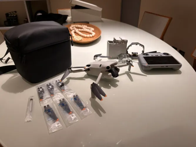 DJI Mini 4 pro Fly more combo plus