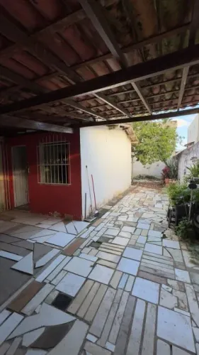 Casa à Venda no Hernane Sá em Ilhéus com 2 Quartos/1 Suíte