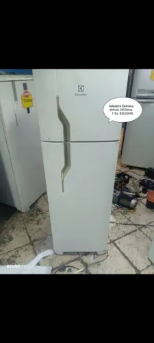Geladeira 290 L. Com garantia e Frete grátis pra Guarulhos 