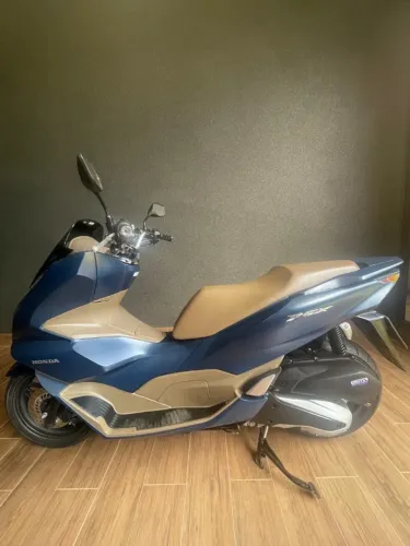 Vende-se Moto PCX 2022/2023