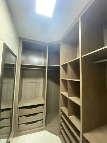 Guarda roupas sob medida