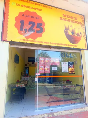Vendo ponto Comercial Pastelaria Salgados e Hot roll