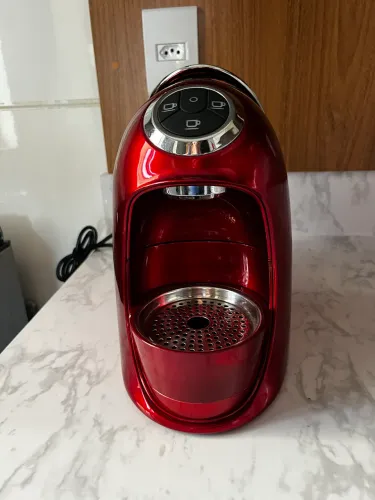 Cafeteira três corações VERSA vermelha