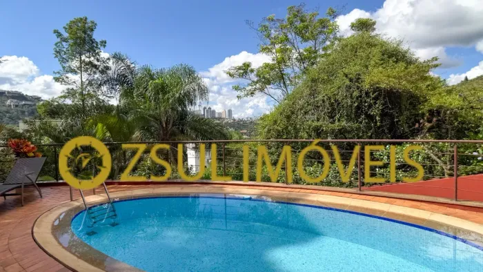 Casa Vila Alpina, com 350m2 , 3 salas, , 3 quartos , 1 suíte, área gourmet e piscina com v