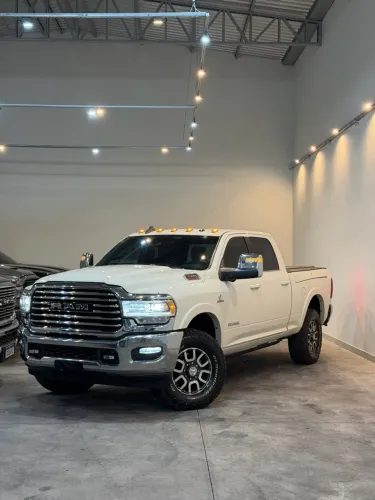 Ram 3500 Limited Longhorn 6.7 TB CD Diesel 2023