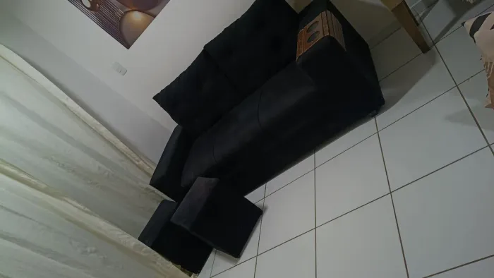 Sofá três lugares