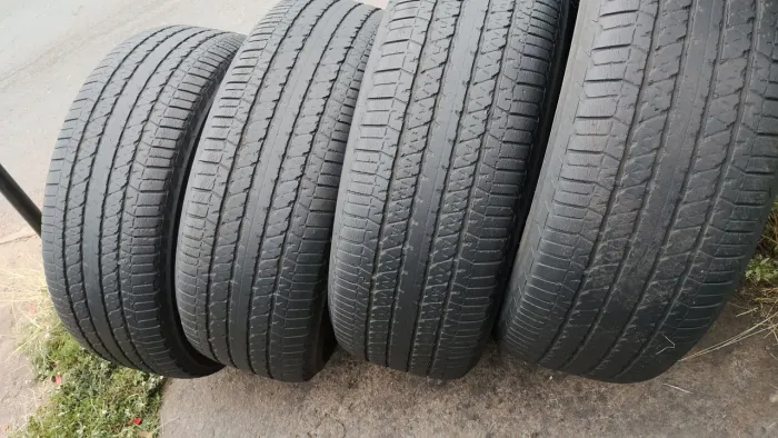 04 pneus aro 18 Bridgestone durller 265/60/18 bons para Hillux s10 Amarok frontier ranger