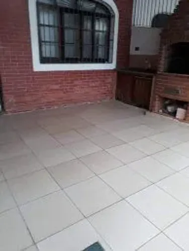 Aluga-se casa,na praia grande, diária Aparti de 200,00
